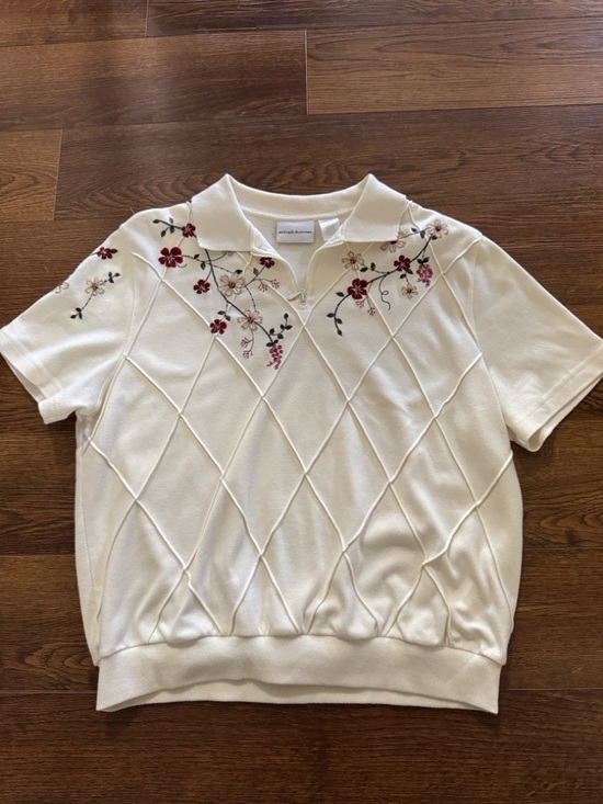 Alfred Dunner Tops - Alfred Dunner Ivory Short-Sleeve Knit Top with Floral Embroidery